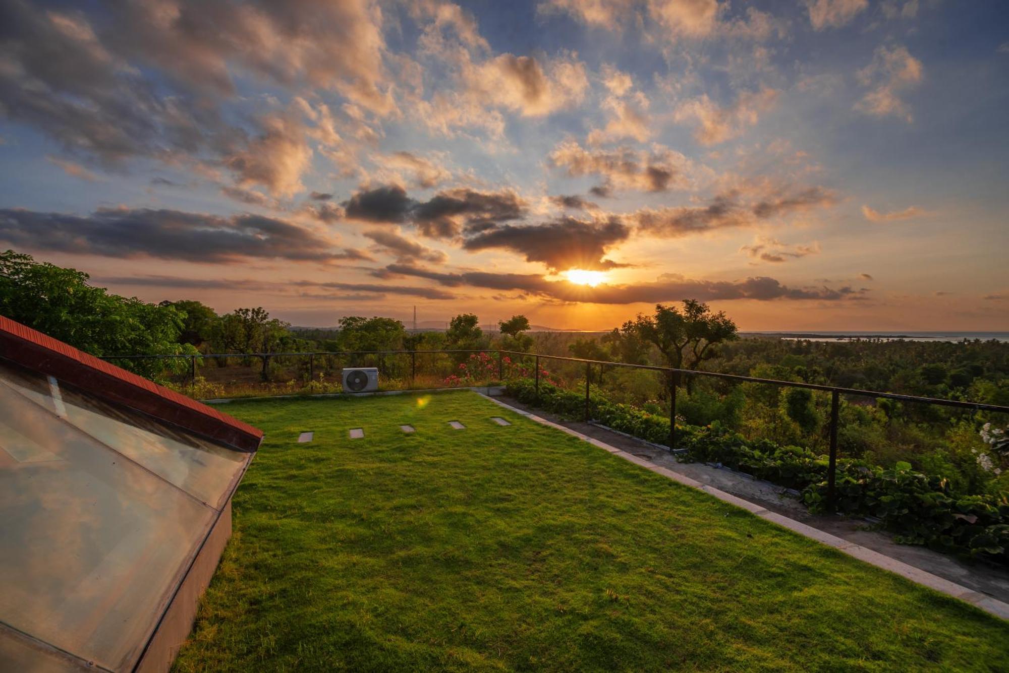 Villa Ambara Sumberkima Banyuwedang Exterior photo